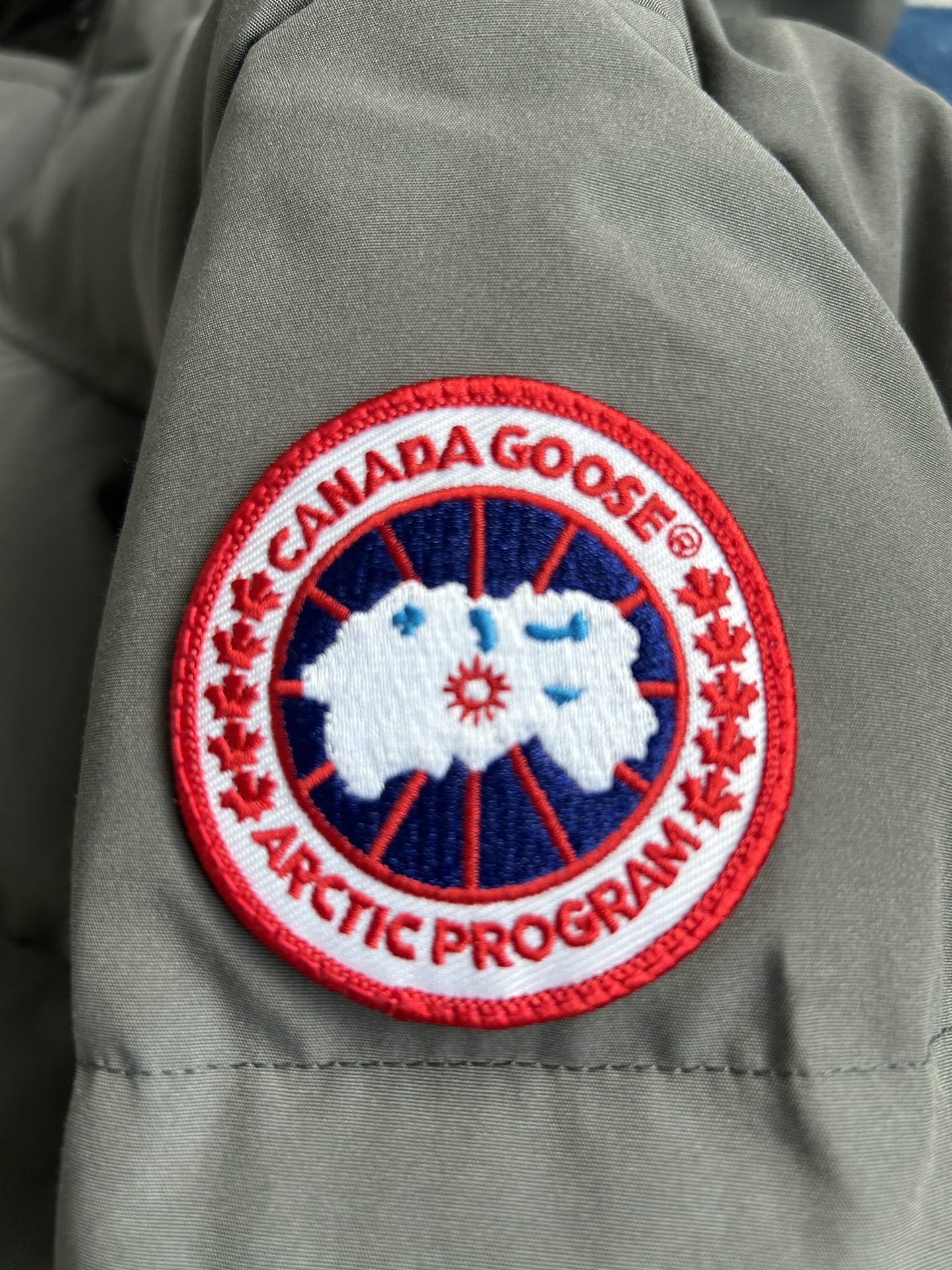 Giubotto Canada Goose Grigio Invernale