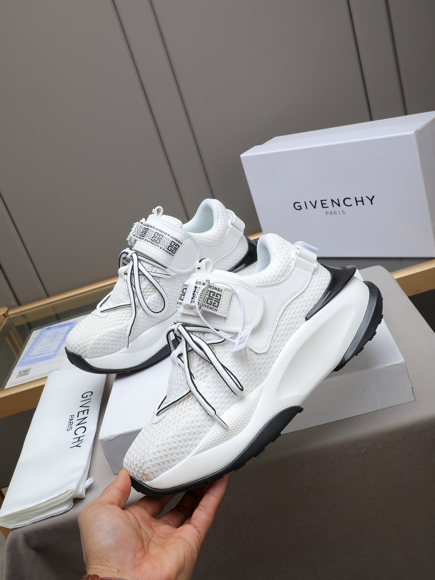 Givenchy Bianche Alte