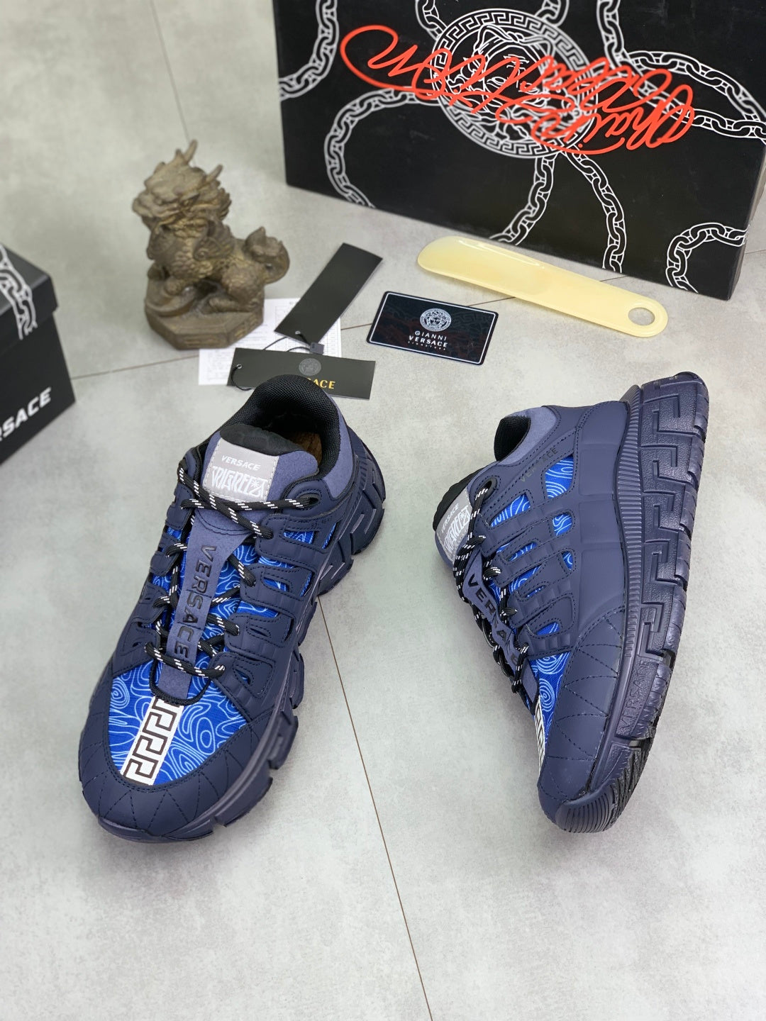 Scarpe Versace Grigie e Blu