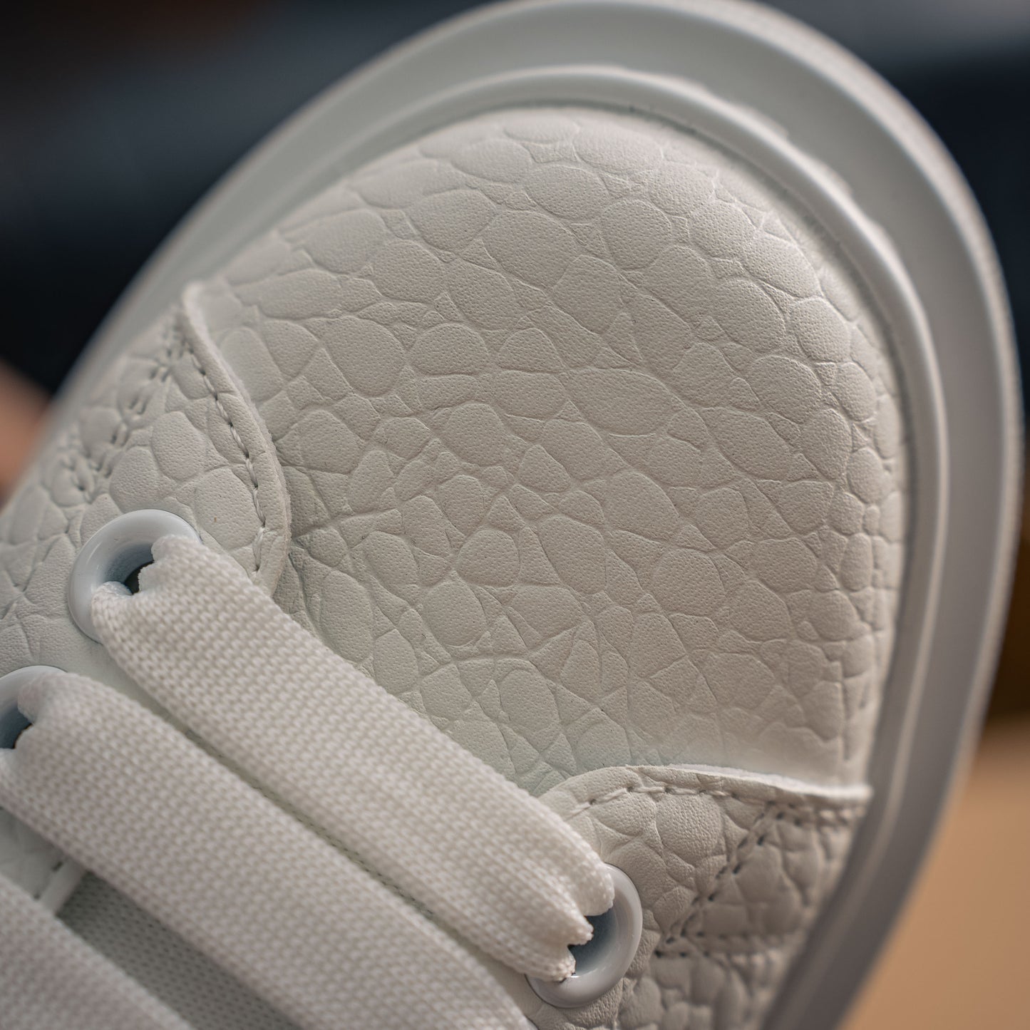 Alexander Mcqueen Donna Bianco e Rosa Effetto Ciottolato