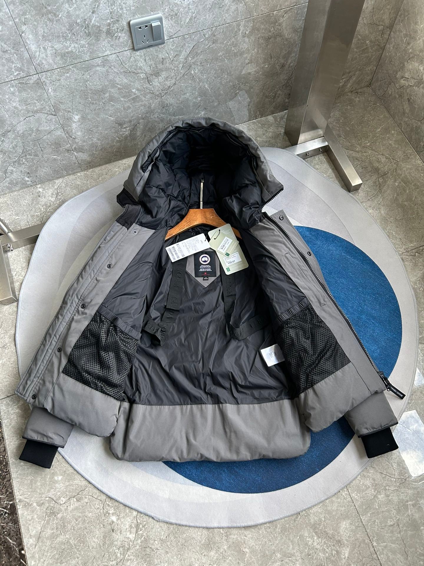Giubotto Canada Goose Grigio Invernale