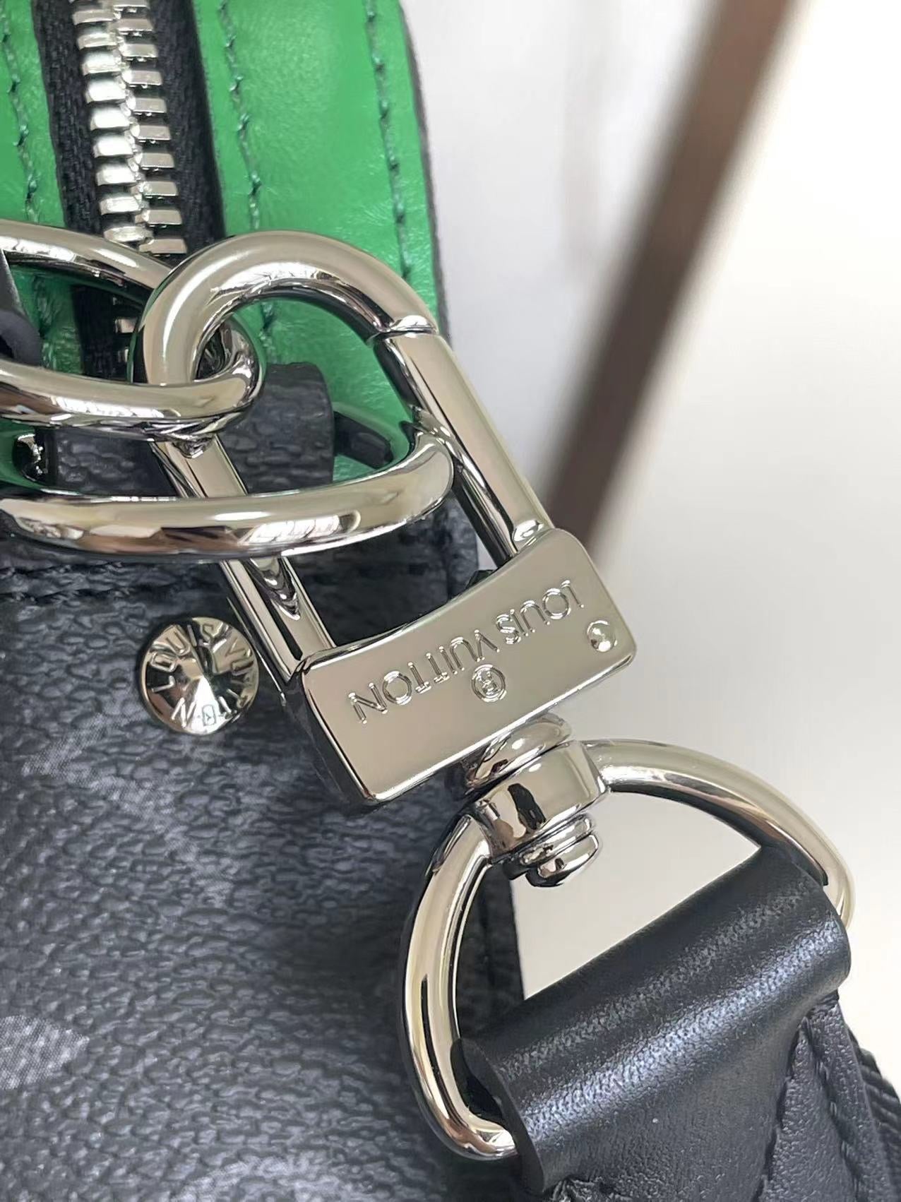 Tracolla Louis Vuitton Nera e Verde
