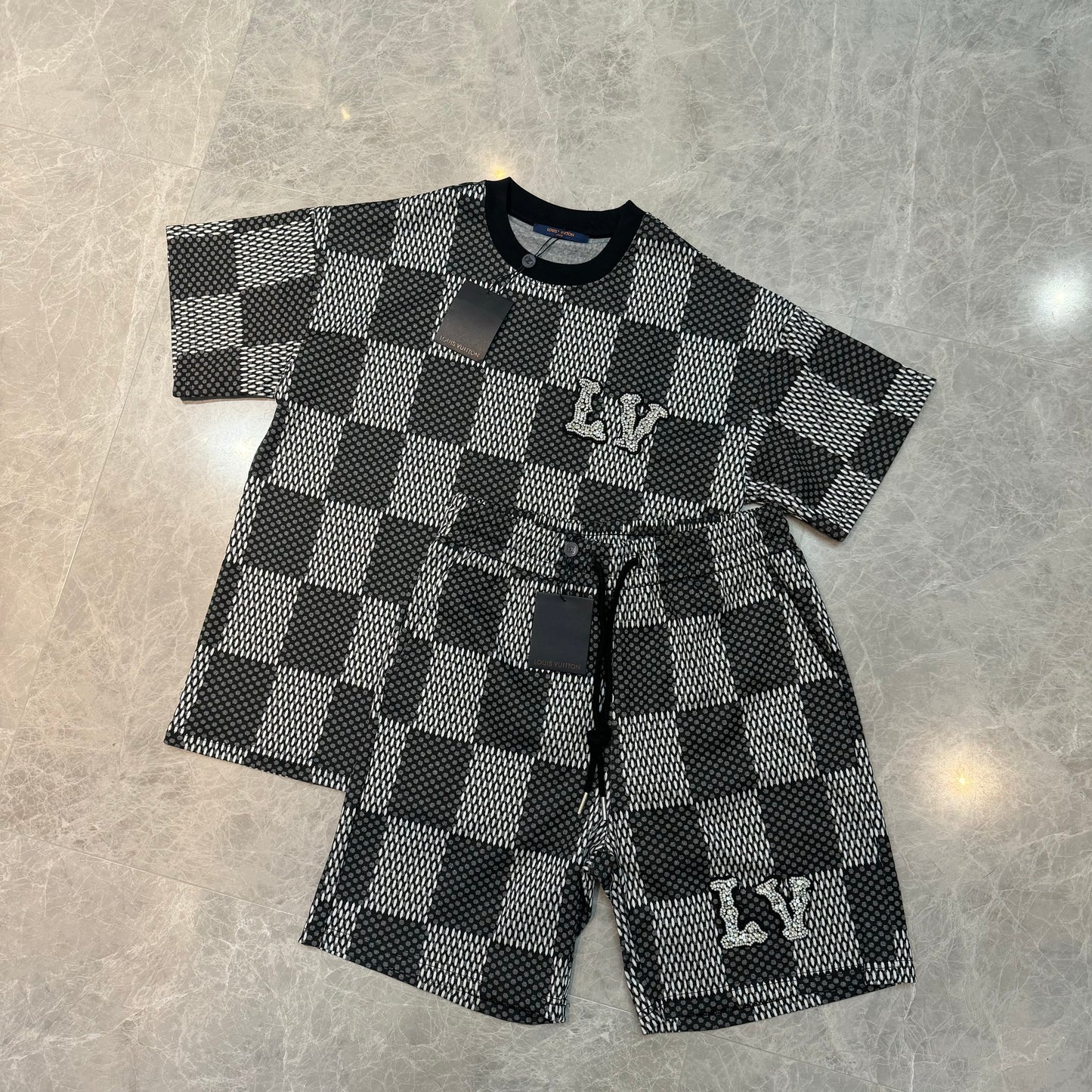 Completino Louis Vuitton Grigio e Nero (Scacchi Damier)