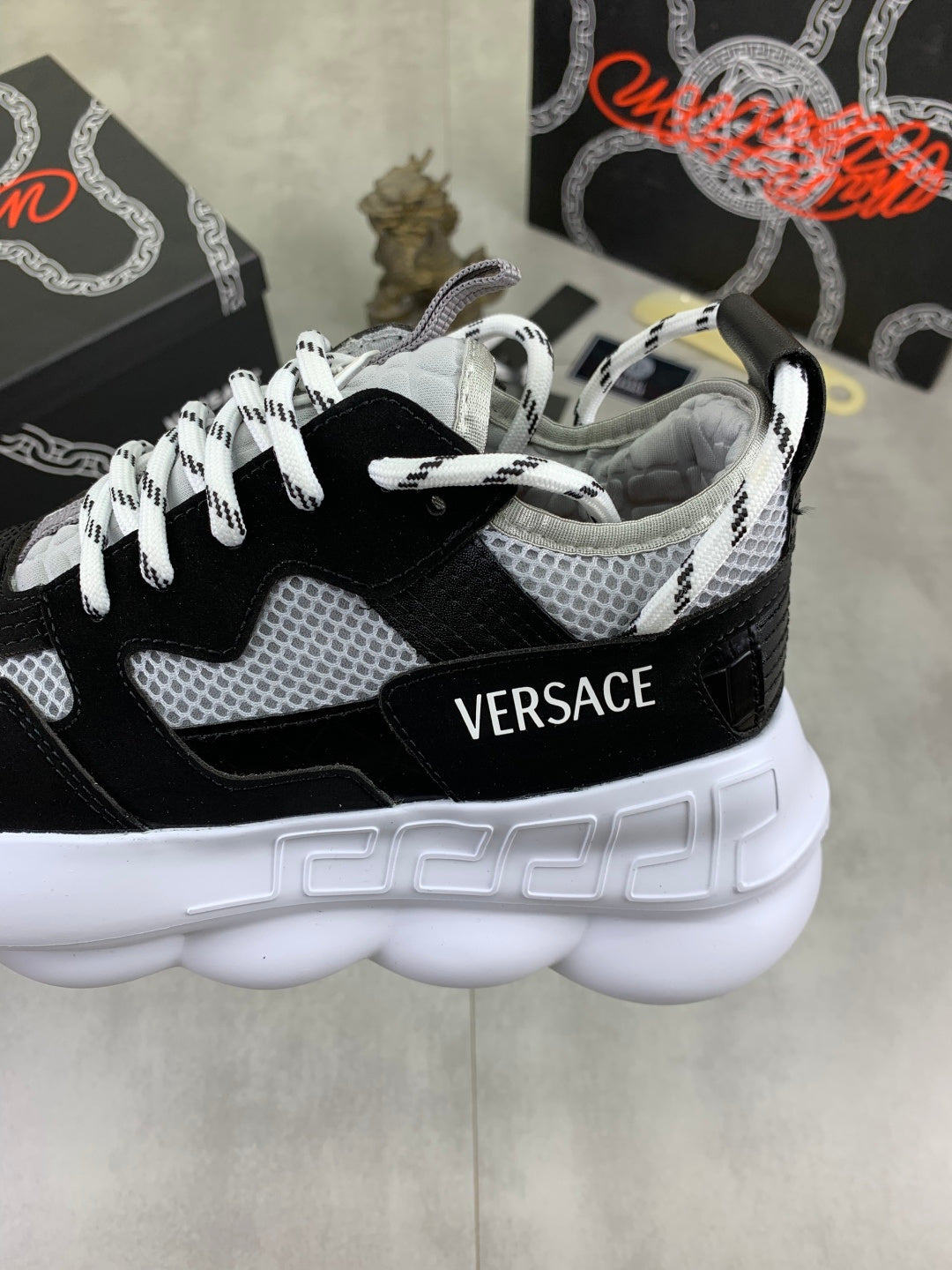 Scarpe Versace Bianche e Nere