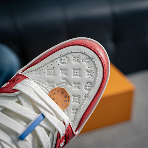 Louis Vuitton Bianche e Rosse