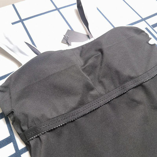 Costume Chanel Nero e Bianco Intero