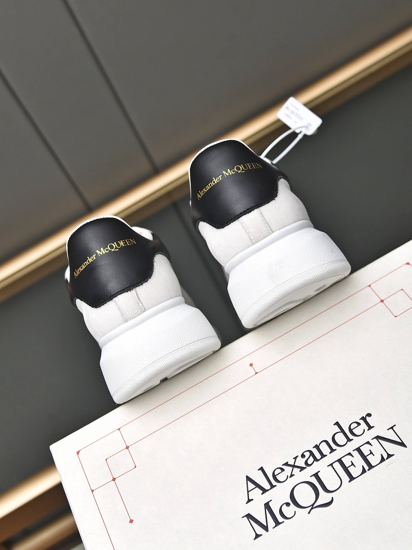 Alexander Mcqueen Classica