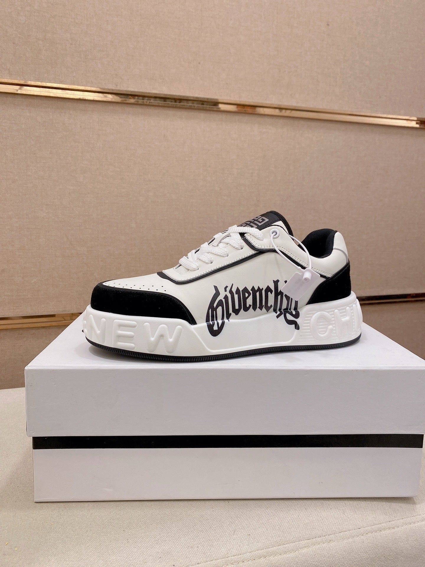 Givenchy Bianche/Nere Graffiti